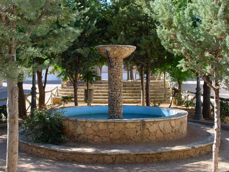 fuente pozo lorente